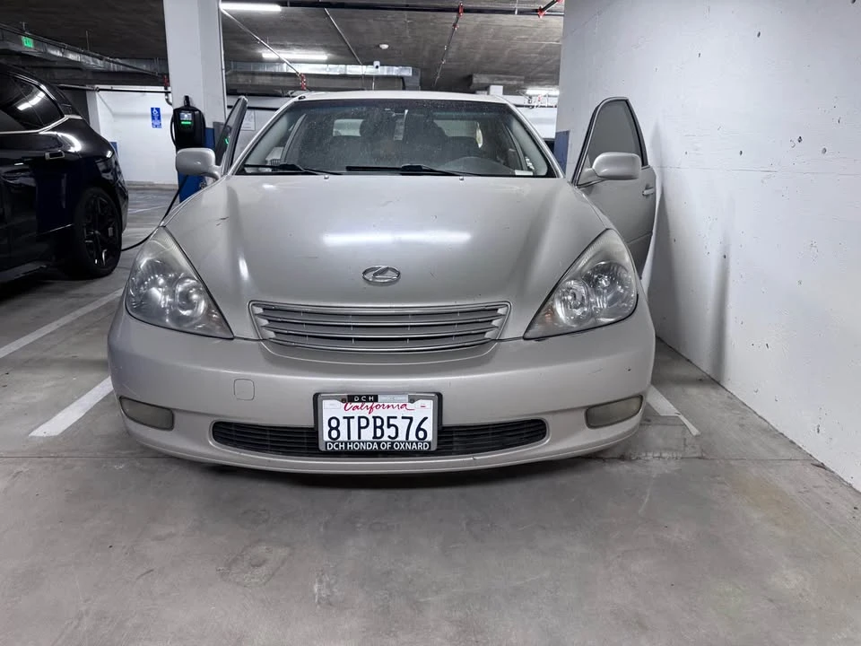2002 Lexus ES 4th Gen - Image 4 of 10