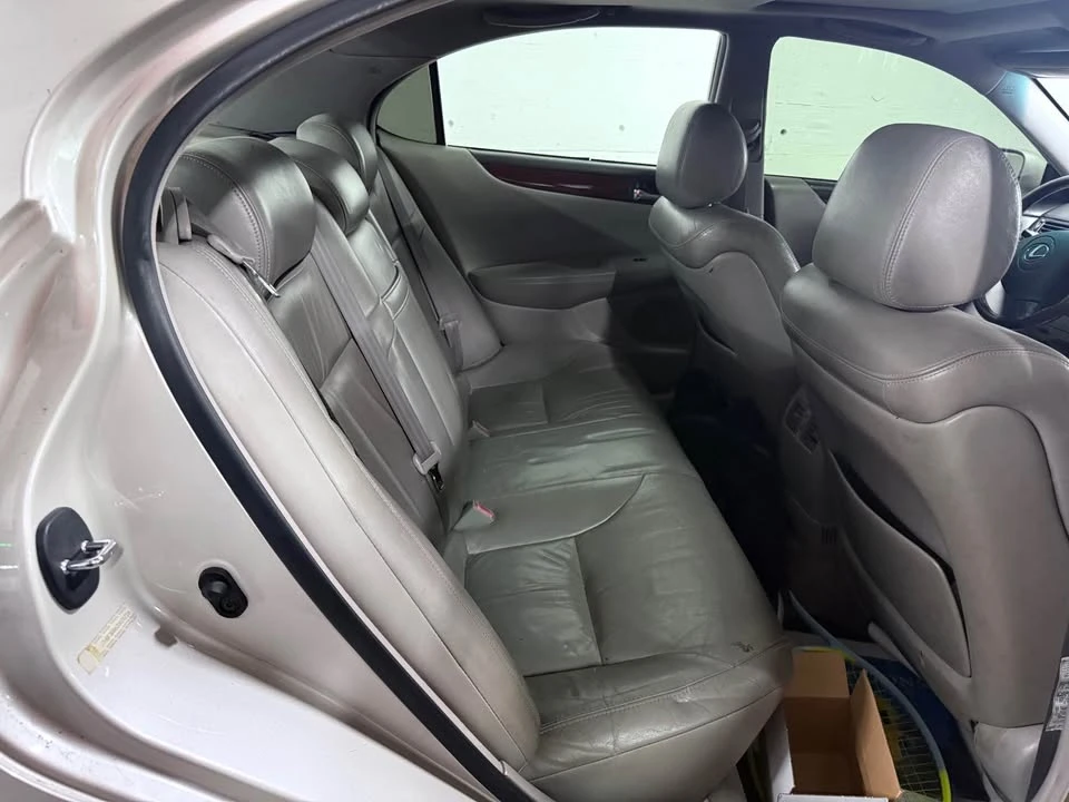 2002 Lexus ES 4th Gen - Image 6 of 10