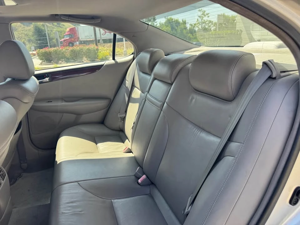 2002 Lexus ES 4th Gen - Image 8 of 20