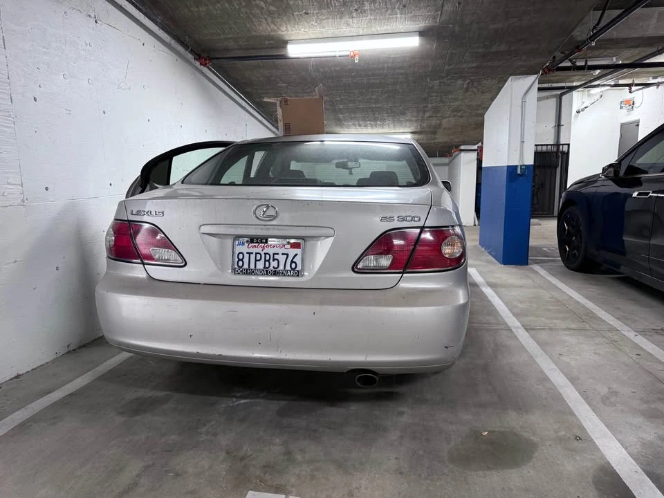 2002 Lexus ES 4th Gen - Image 3 of 10