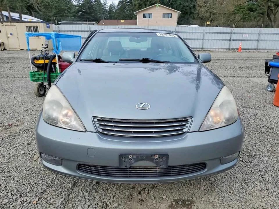2002 Lexus ES 4th Gen - Image 3 of 9