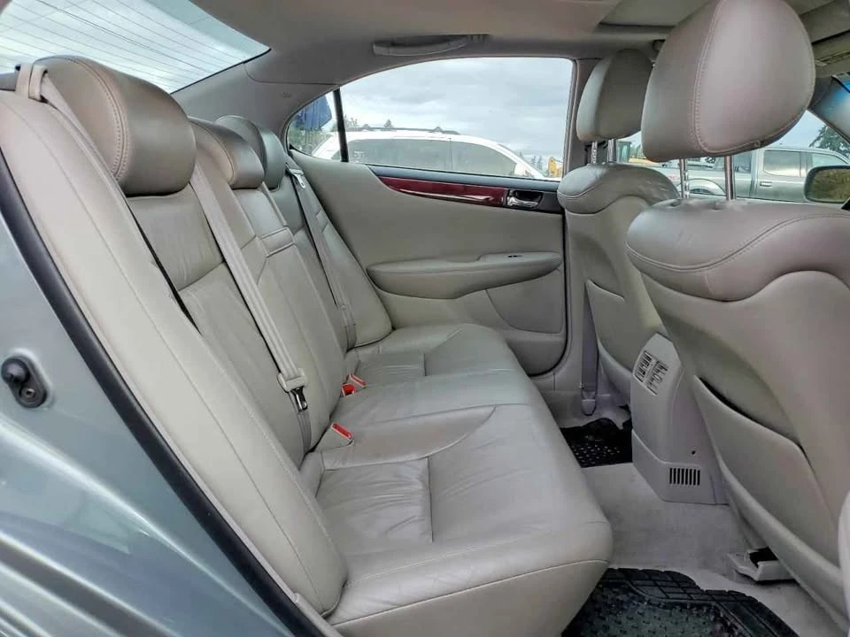 2002 Lexus ES 4th Gen - Image 5 of 9