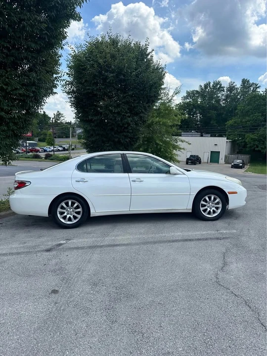 2002 Lexus ES 4th Gen - Image 4 of 13