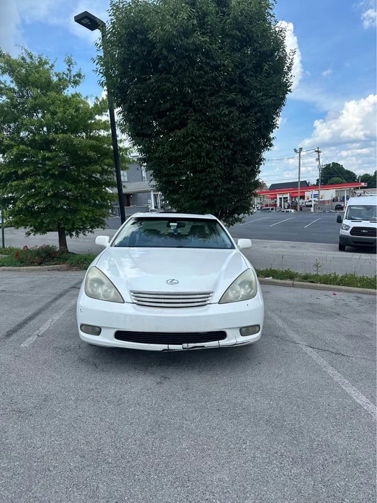 2002 Lexus ES 4th Gen - Image 2 of 13