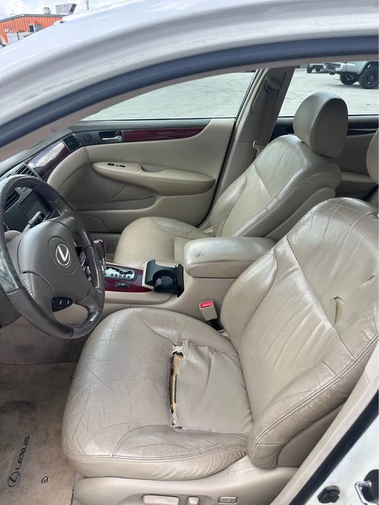 2002 Lexus ES 4th Gen - Image 7 of 13
