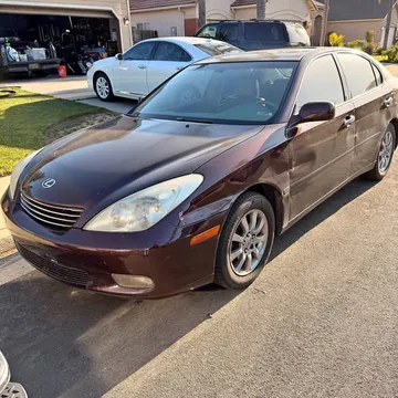 2002 Lexus ES 300 Sedan 4D