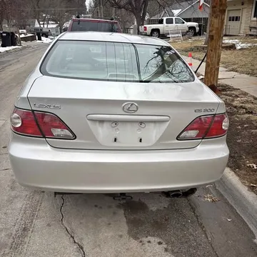 2002 Lexus ES 300 Sedan 4D