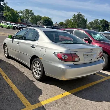 2002 Lexus ES 300 Sedan