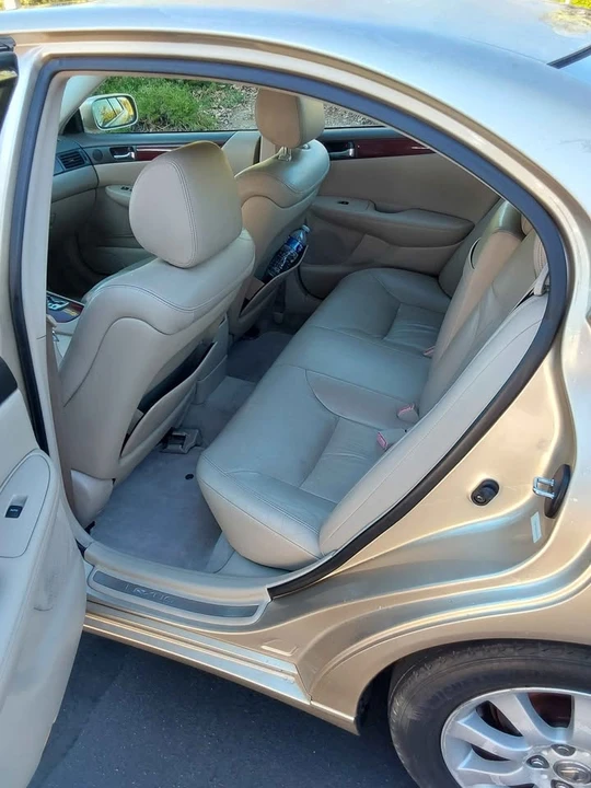 2002 Lexus ES 4th Gen - Image 7 of 8