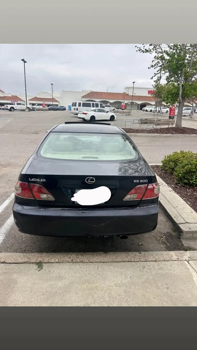 2002 Lexus ES 4th Gen - Image 2 of 4