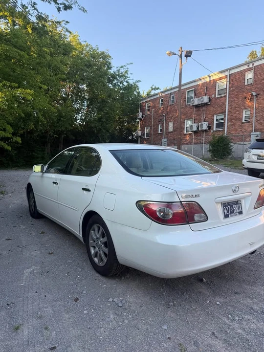 2002 Lexus ES 4th Gen - Image 5 of 7