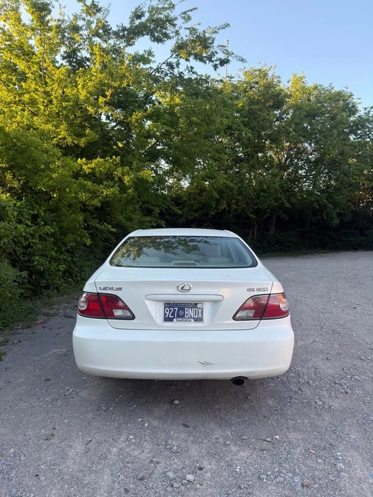 2002 Lexus ES 4th Gen - Image 4 of 7