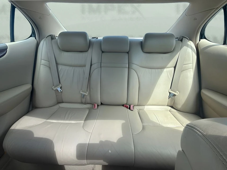 2002 Lexus ES 4th Gen - Image 12 of 30