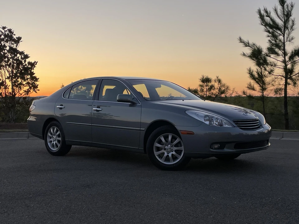 2002 Lexus ES 4th Gen - Image 19 of 31