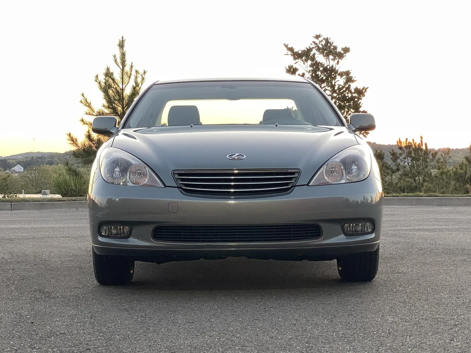 2002 Lexus ES 4th Gen - Image 12 of 31