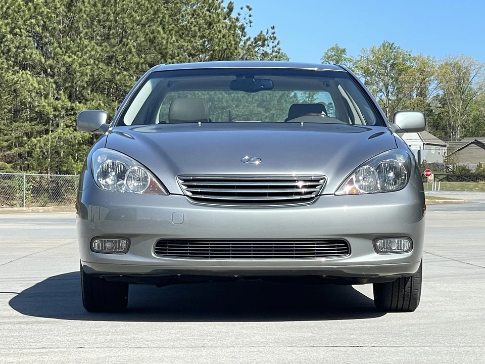 2002 Lexus ES 4th Gen - Image 11 of 31