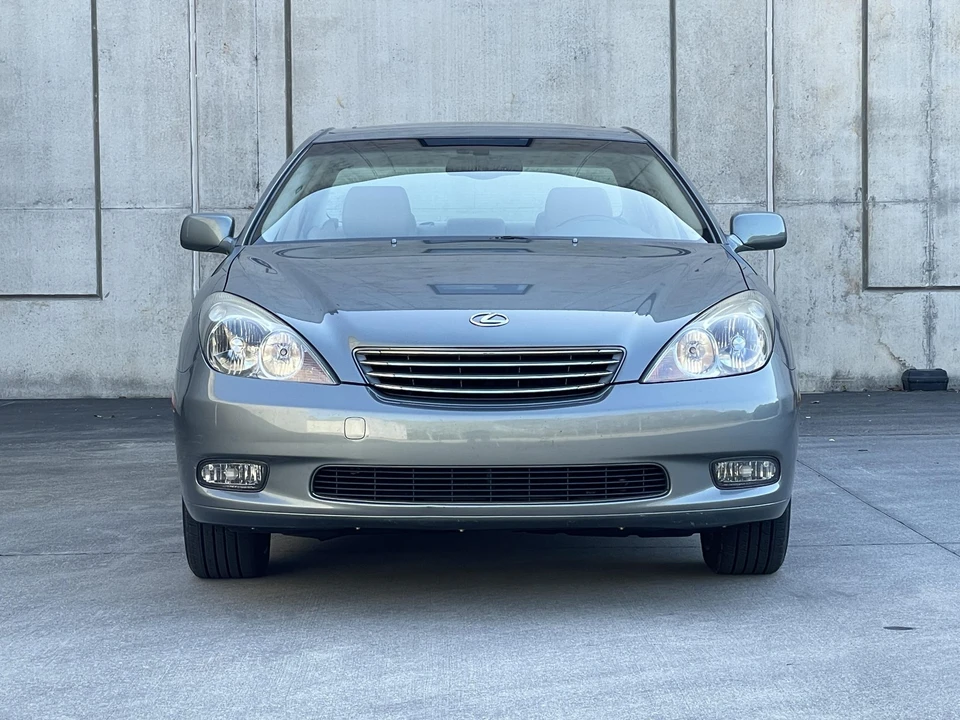 2002 Lexus ES 4th Gen - Image 10 of 31