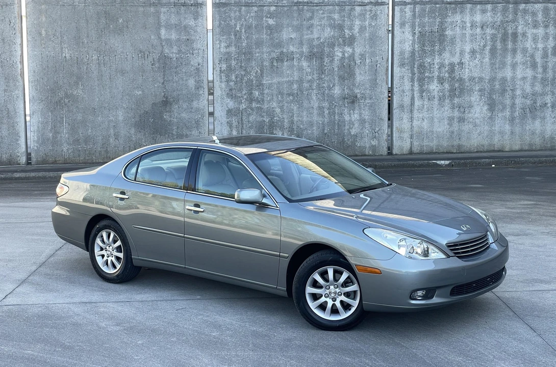 2002 Lexus ES 4th Gen - Image 18 of 31