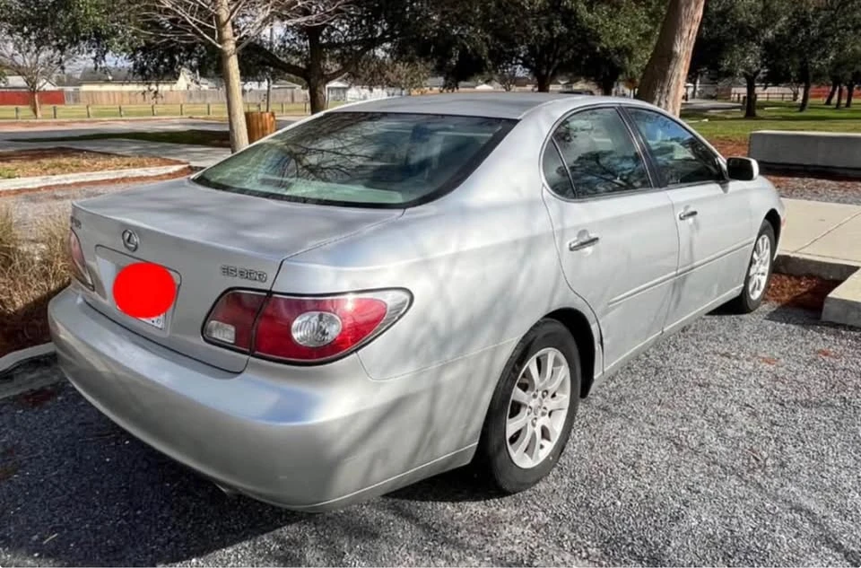 2002 Lexus ES 4th Gen - Image 2 of 4