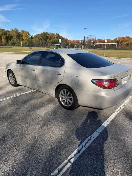 2002 Lexus ES 4th Gen - Image 3 of 8