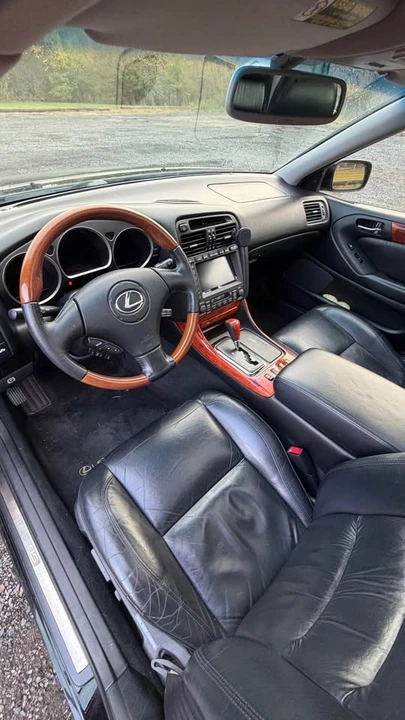 2002 Lexus GS 2nd Gen - Image 12 of 20