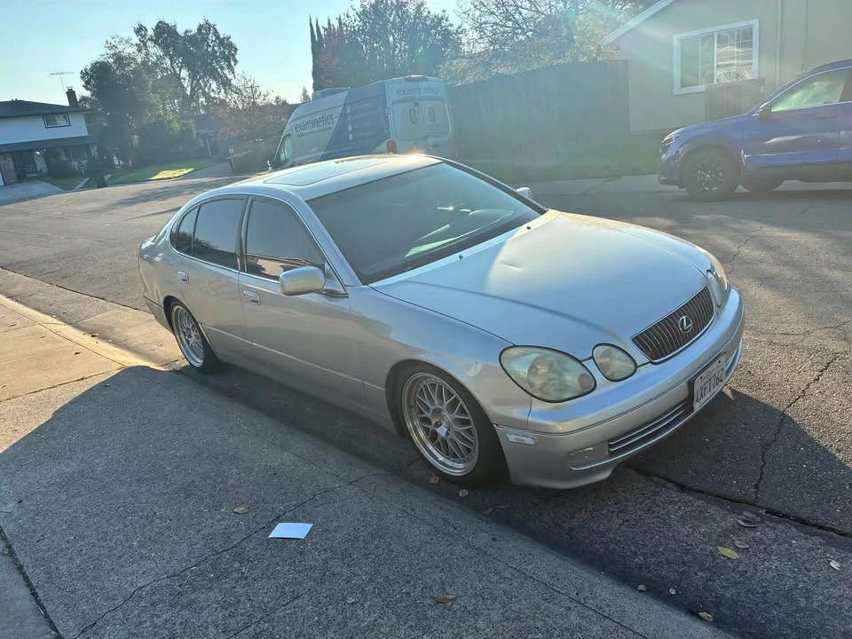 2002 Lexus GS 2nd Gen - Image 2 of 3