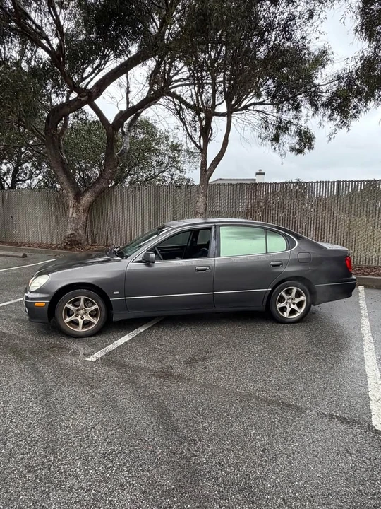 2002 Lexus GS 2nd Gen - Image 17 of 17