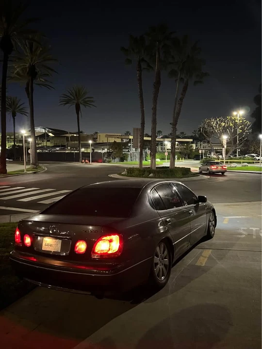 2002 Lexus GS 2nd Gen - Image 3 of 3