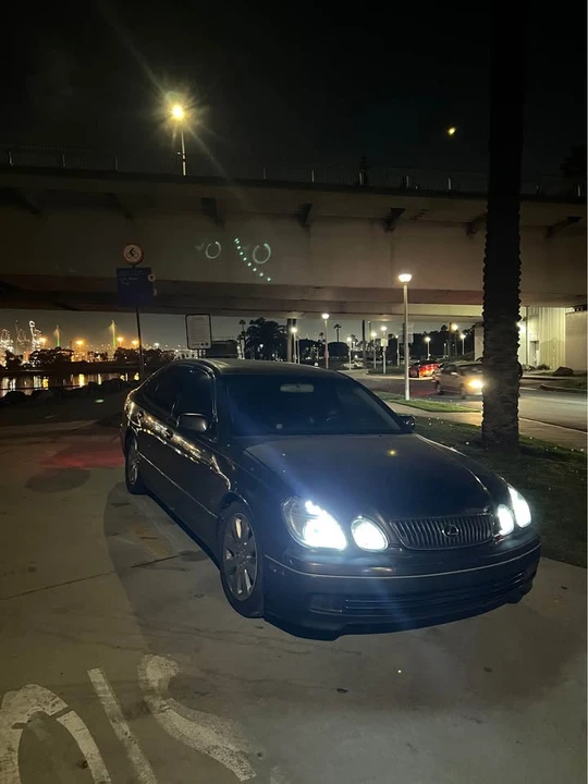 2002 Lexus GS 2nd Gen - Image 2 of 3