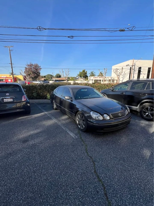 2002 Lexus GS 2nd Gen - Image 3 of 4