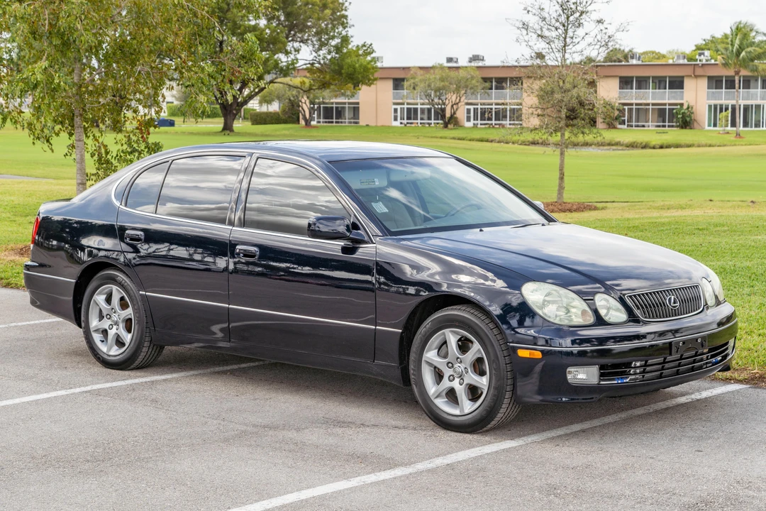 2002 Lexus GS 2nd Gen - Image 14 of 31