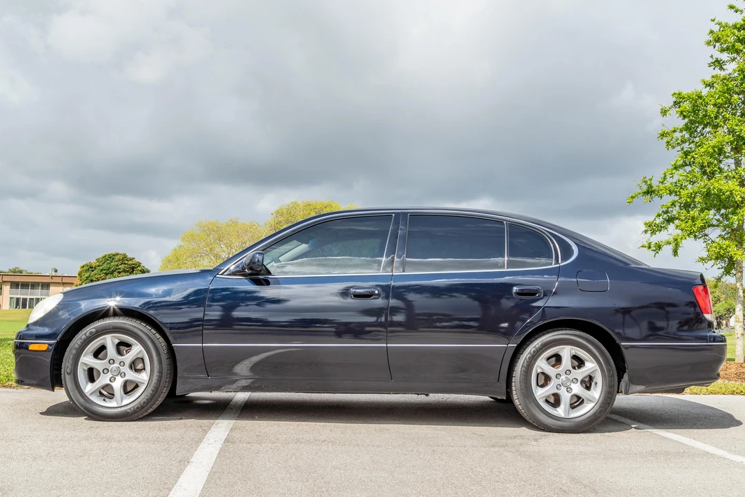 2002 Lexus GS 2nd Gen - Image 8 of 31