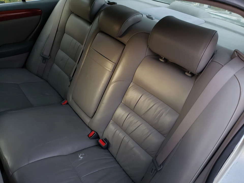 2002 Lexus GS 2nd Gen - Image 7 of 10