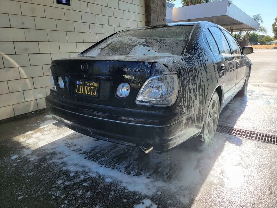 2002 Lexus GS 2nd Gen - Image 2 of 2