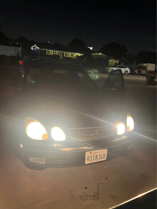 2002 Lexus GS 2nd Gen - Image 4 of 4