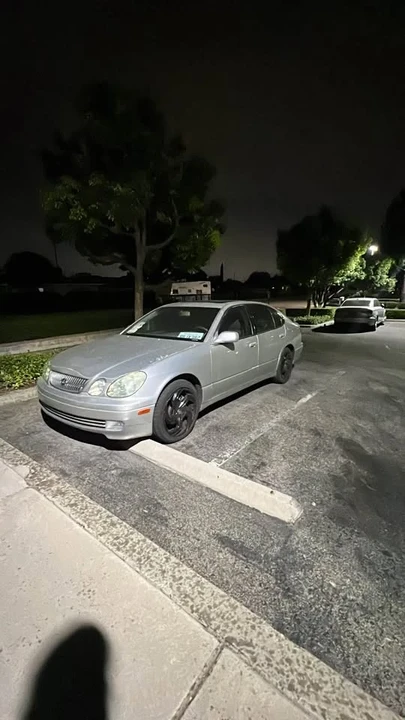 2002 Lexus GS 2nd Gen - Image 5 of 10