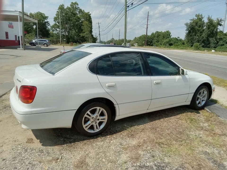 2002 Lexus GS 2nd Gen - Image 5 of 7