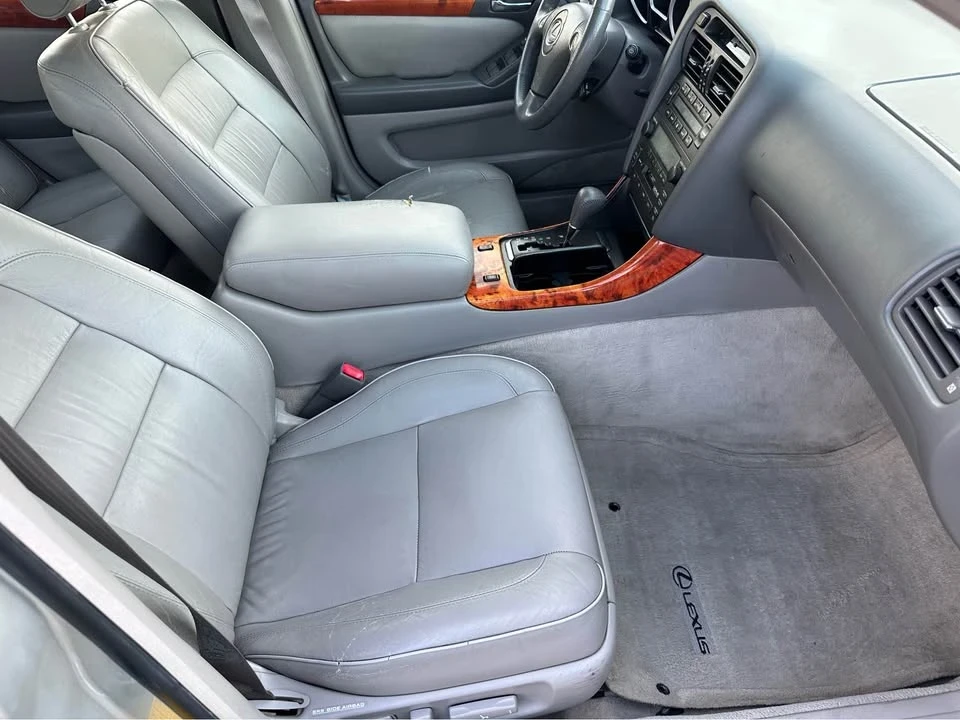 2002 Lexus GS 2nd Gen - Image 9 of 13