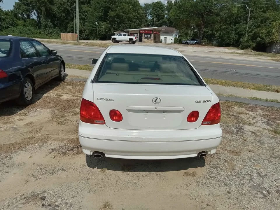 2002 Lexus GS 2nd Gen - Image 6 of 7