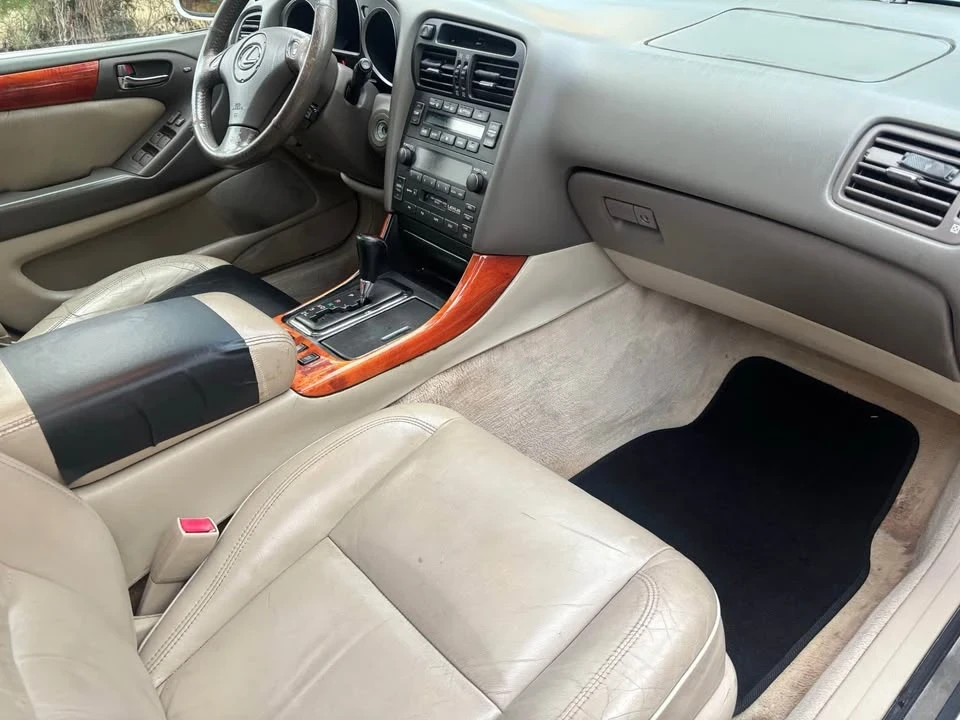 2002 Lexus GS 2nd Gen - Image 7 of 12
