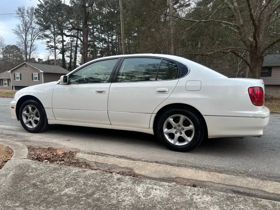 2002 Lexus GS 2nd Gen - Image 5 of 12