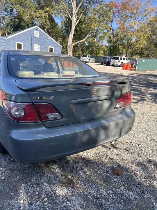 2002 Lexus GS 2nd Gen - Image 3 of 5