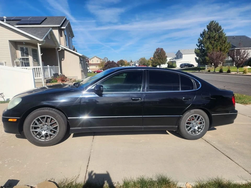 2002 Lexus GS 2nd Gen - Image 2 of 6