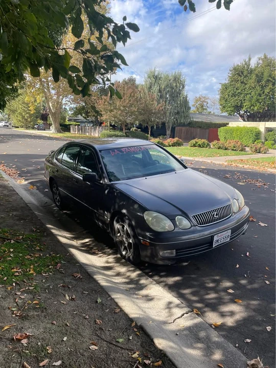 2002 Lexus GS 2nd Gen - Image 2 of 7