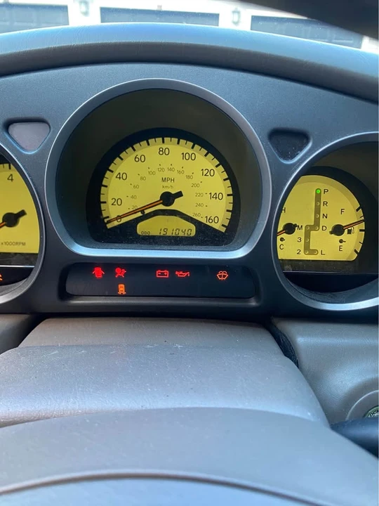 2002 Lexus GS 2nd Gen - Image 11 of 11