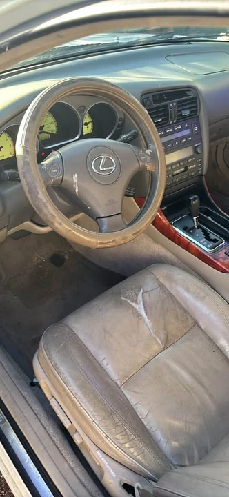 2002 Lexus GS 2nd Gen - Image 4 of 5
