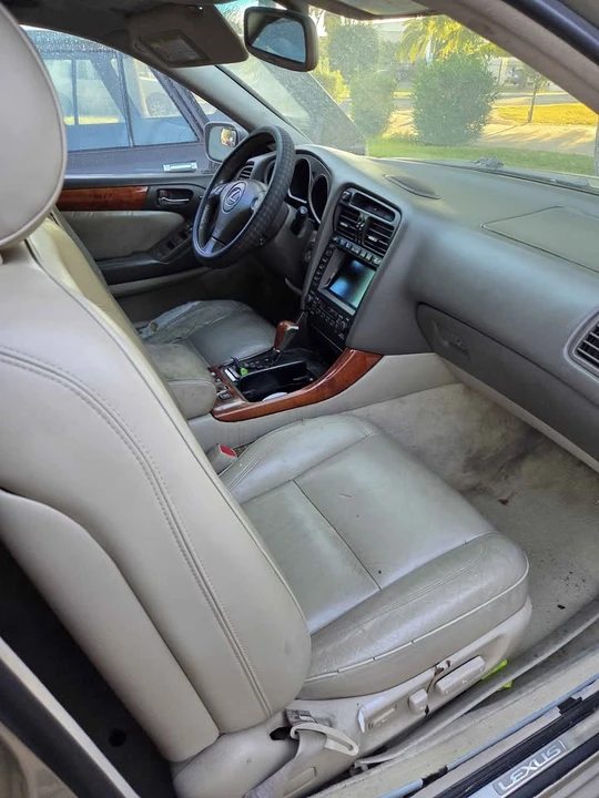 2002 Lexus GS 2nd Gen - Image 4 of 5