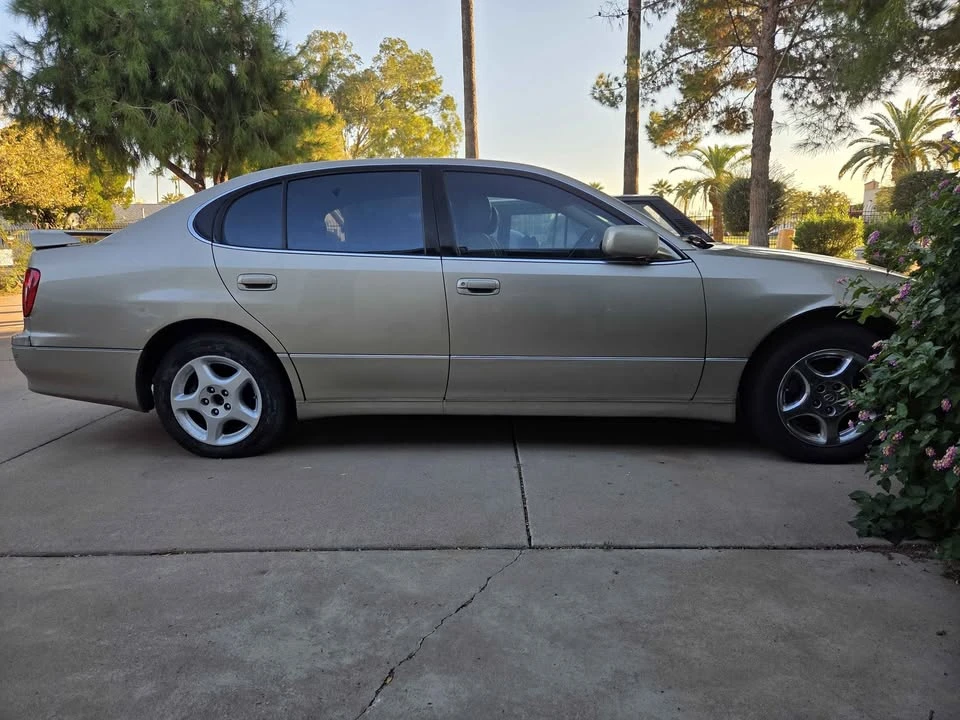 2002 Lexus GS 2nd Gen - Image 3 of 5