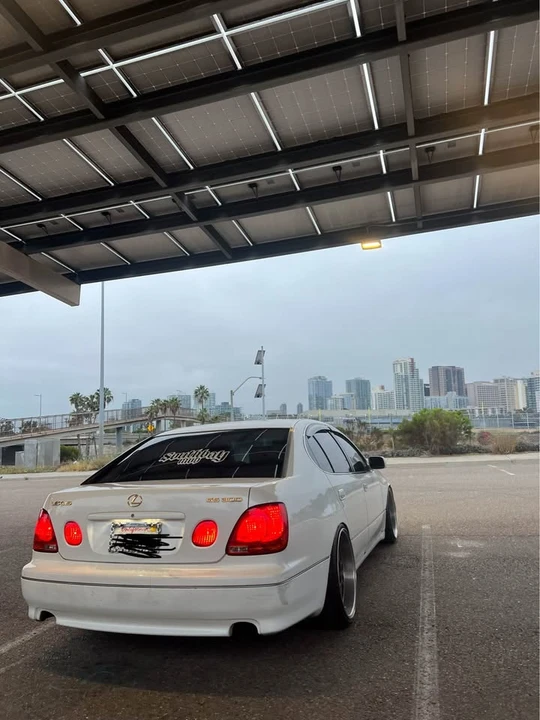 2002 Lexus GS 2nd Gen - Image 11 of 14