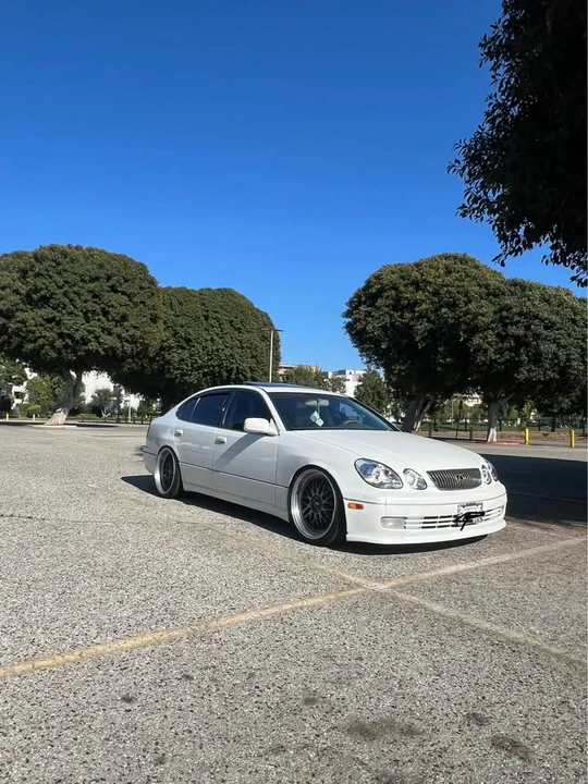 2002 Lexus GS 2nd Gen - Image 2 of 14
